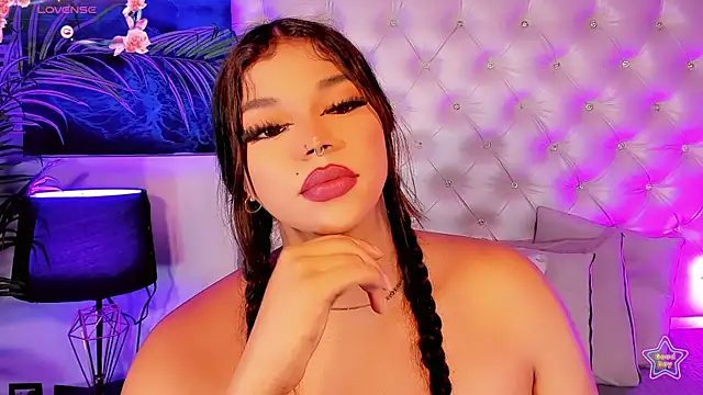 Keira_Fox31 webcam
