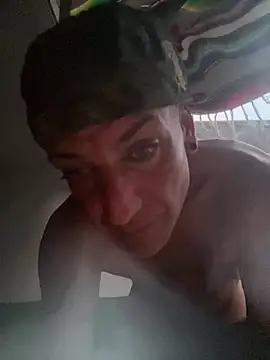 MANSBEST_FRND webcam