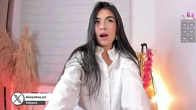 Alexandra_ra webcam