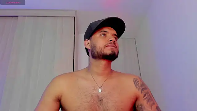 austinn_torres - AUSTINN_TORRES's free webcam - UK Sex Cams