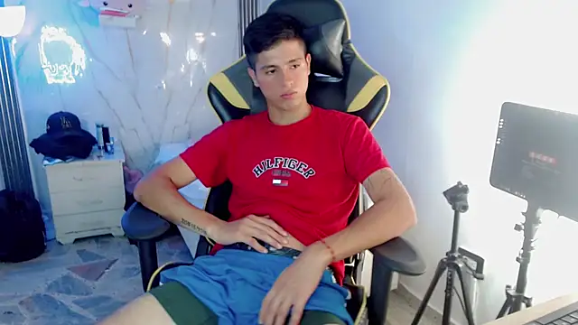 ascii_one (M twink) - SHOW CUMMM EXPLOSIVE