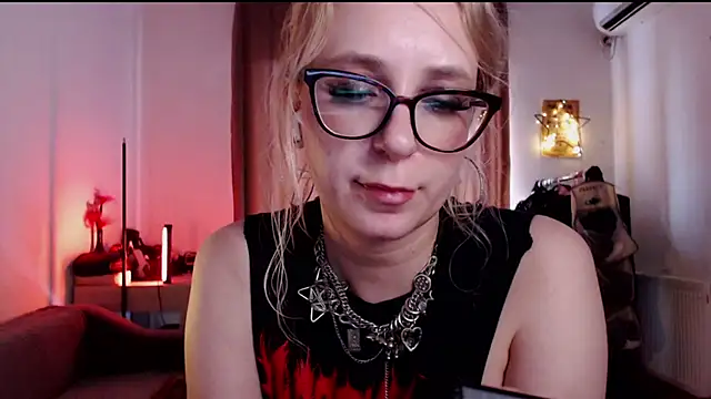 welliza - Welliza's free webcam - UK Sex Cams