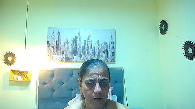 sasi_luna live cam on StripChat