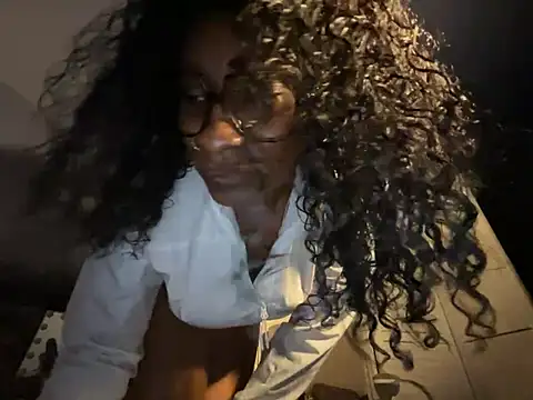 wynterheat - Wynterheat's free webcam - UK Sex Cams