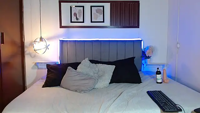Evelynn_fox_ live cam on StripChat