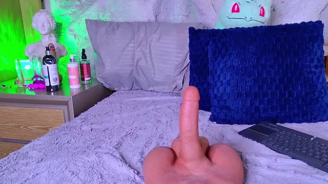 bella_mush webcam