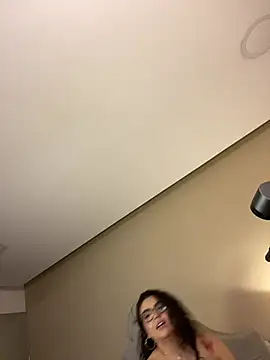AlmaraRouge webcam
