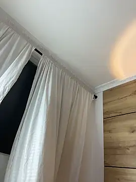 MiaBlonde1 webcam