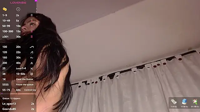 Salome_Cherie live cam on StripChat