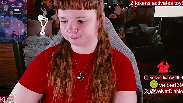 VelvetDiablo live cam