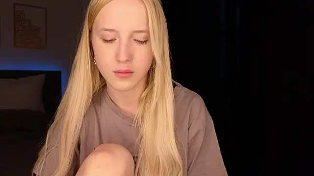 adele_armass