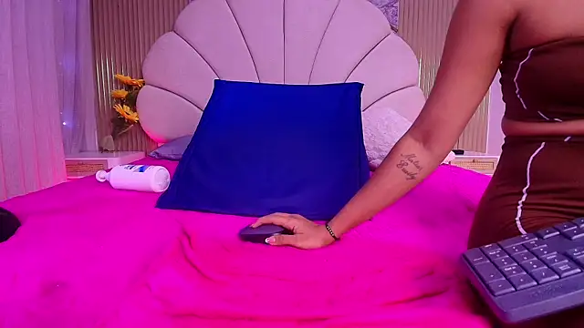 nata_luna webcam