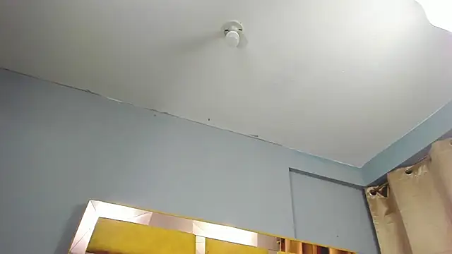AlahiaEvanz webcam