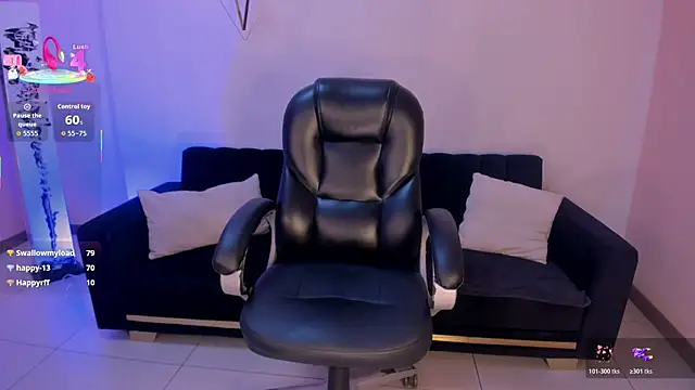AshleyFerrer_ webcam