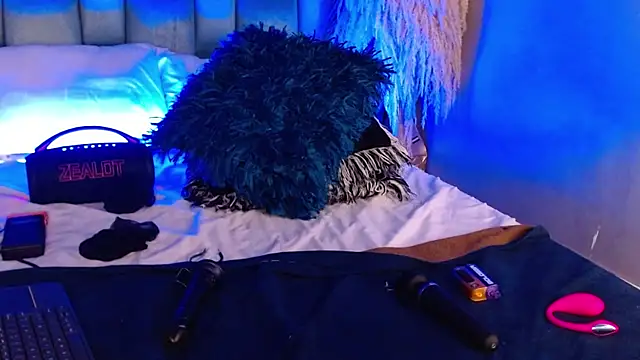 AmmyJones_ webcam