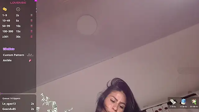 Salome_Cherie live cam on StripChat