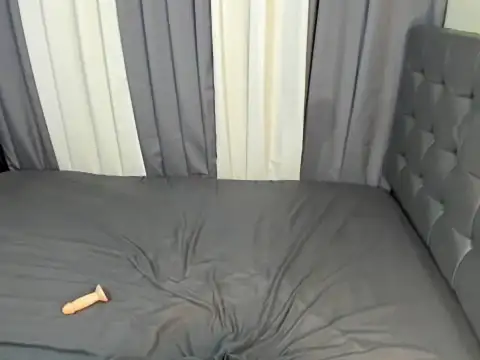 Haileyfoxx live cam on StripChat