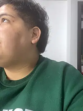 Hailey_Curvy webcam