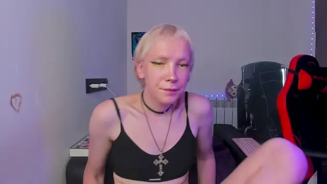 Lyricca webcam