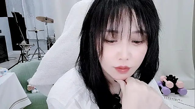 Evangelin-e live sex cam