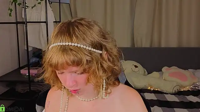 VioletDesiree live cam on StripChat