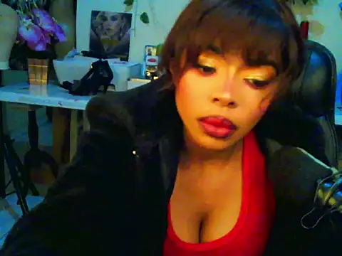 Anaconda2350 live cam on StripChat