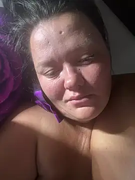 SunnyLeila2101 live cam on StripChat