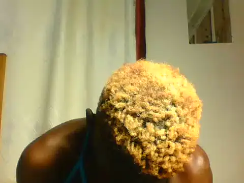 Goldy_petite webcam