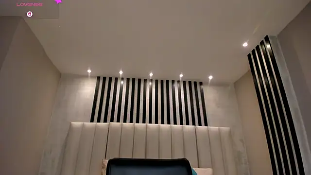 sophielafont (F young) - Fingers Tease (1 min)