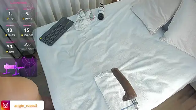 angiee_roses live cam