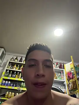 oliverwest04 (M young) - Make me CUM in the liquor store🍆💦
