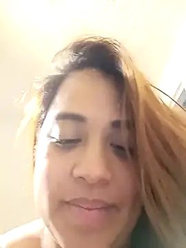 Arya_Gomez webcam