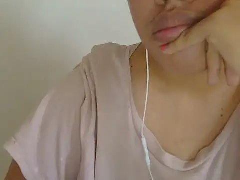 ChubbyButty live cam on StripChat