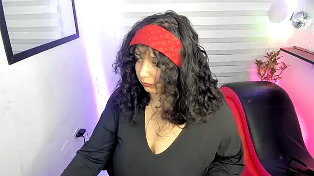 Agatha_Marin live cam on StripChat