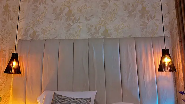 Carrie_GB webcam
