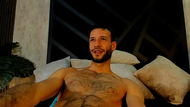 Jacob_Benelli live cam on StripChat