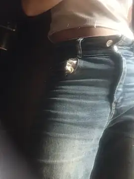 Heryy_xx live cam on StripChat