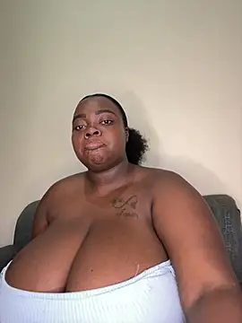 ReaGrant live cam on StripChat