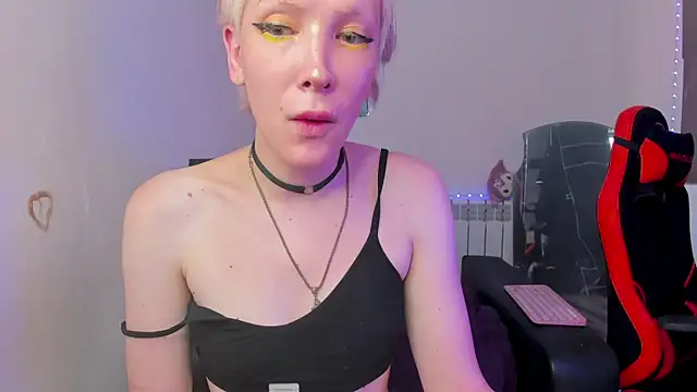 Lyricca webcam