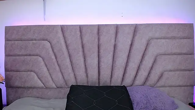 Jessica_Kraftt webcam