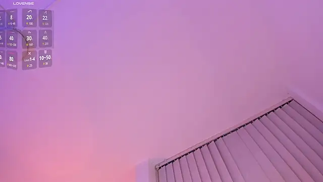 NikaVelvet1 webcam