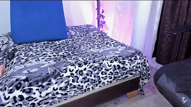 miaroberts69 webcam