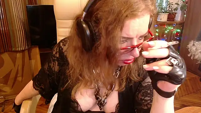 Miss_Tress webcam