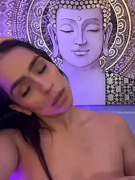 Mau_White live cam