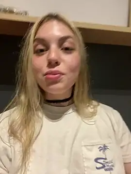 Elnonoykeila77 webcam
