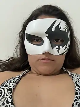 cherrybr01 live cam on StripChat