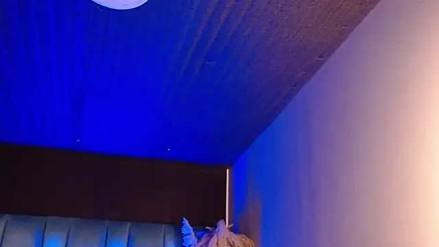 AmmyJones_ webcam