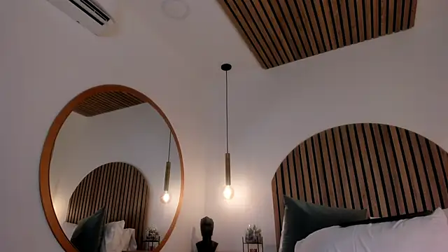 KenyaCopper live cam on StripChat