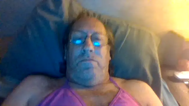 hornyrich69 live cam on StripChat