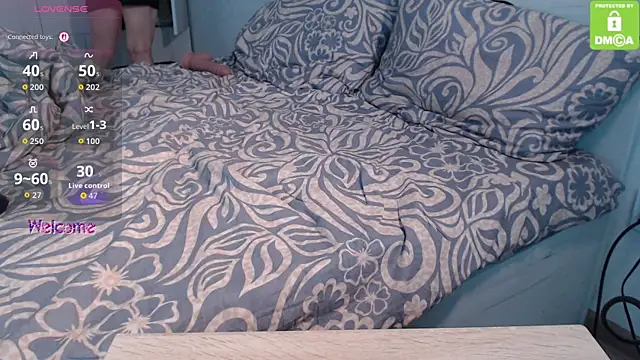 _M_i_a___ webcam
